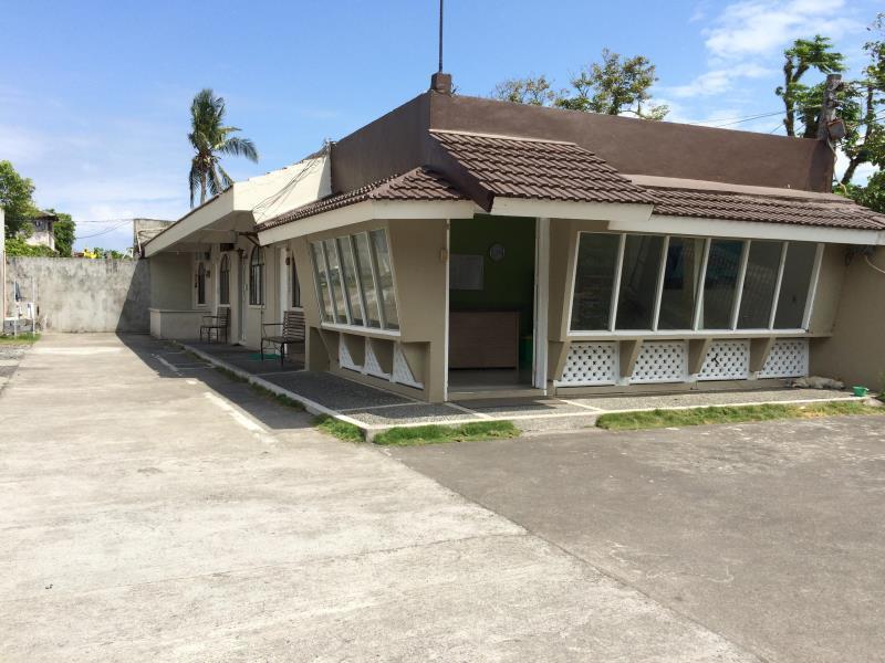 Night & Day Inn Legazpi Luaran gambar